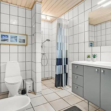 Three-bedroom In Grenå